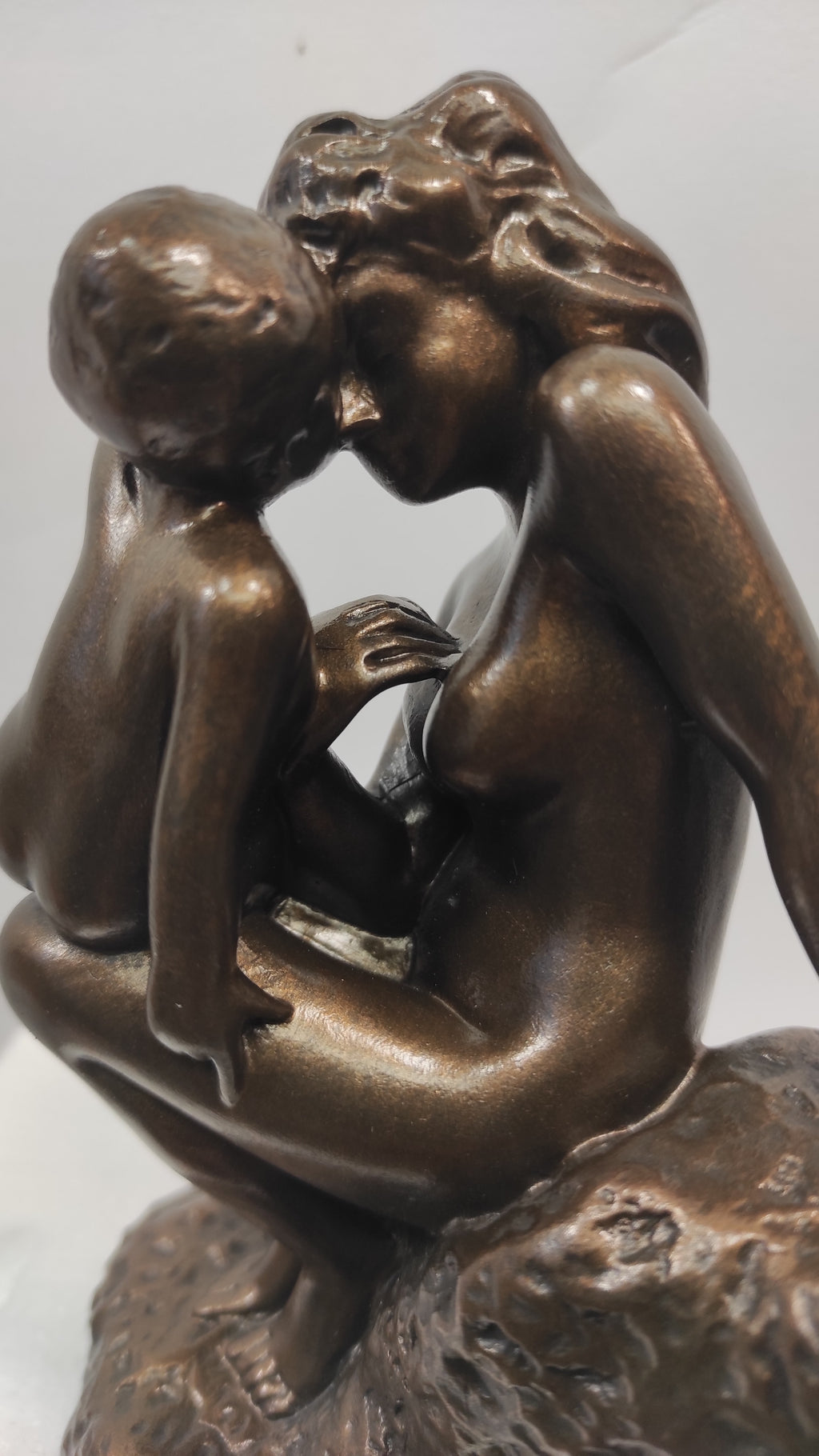 La Jeune Mère — Auguste Rodin