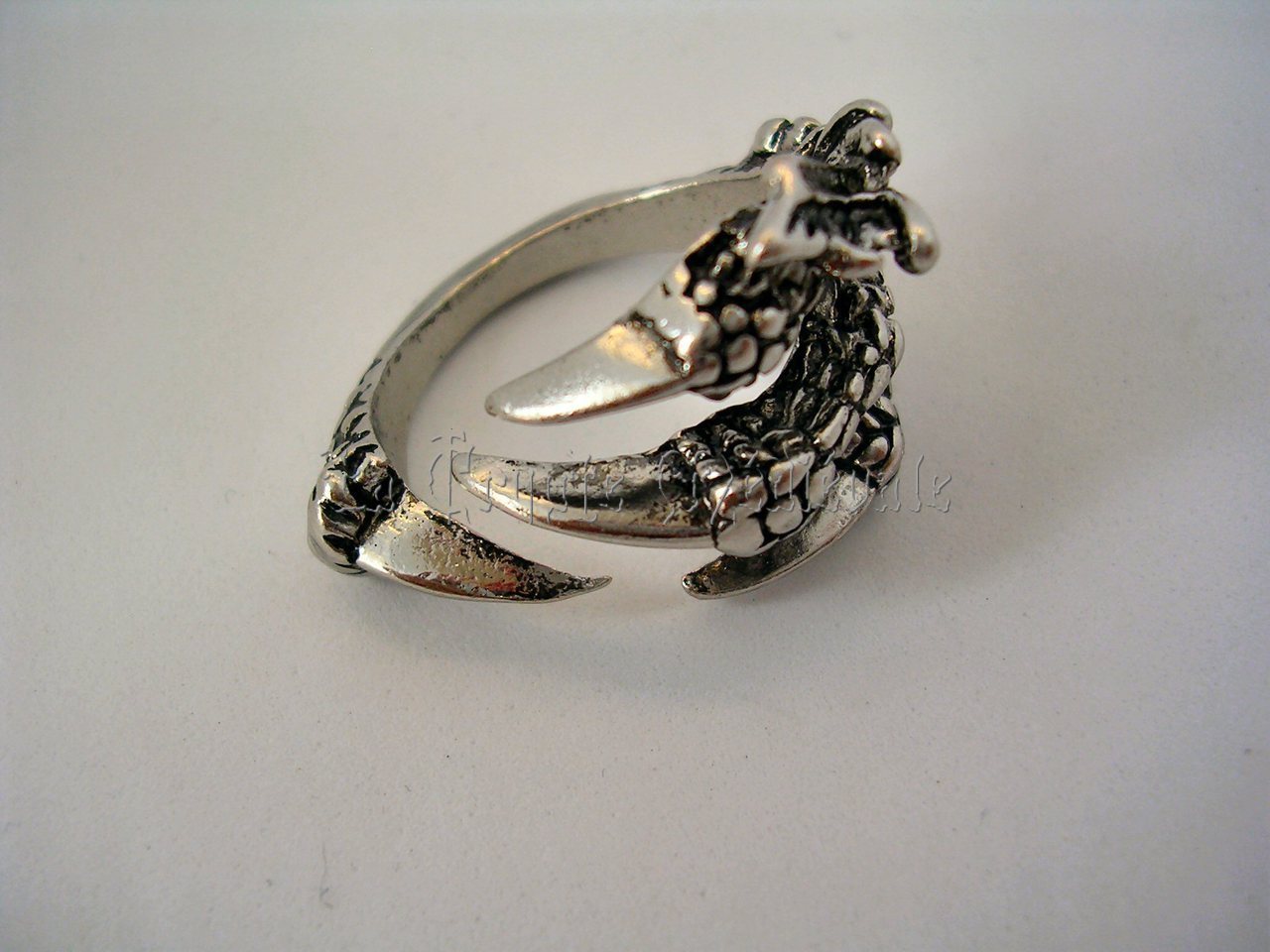 BAGUE GRIFFE DU DRAGON MYTHIQUE