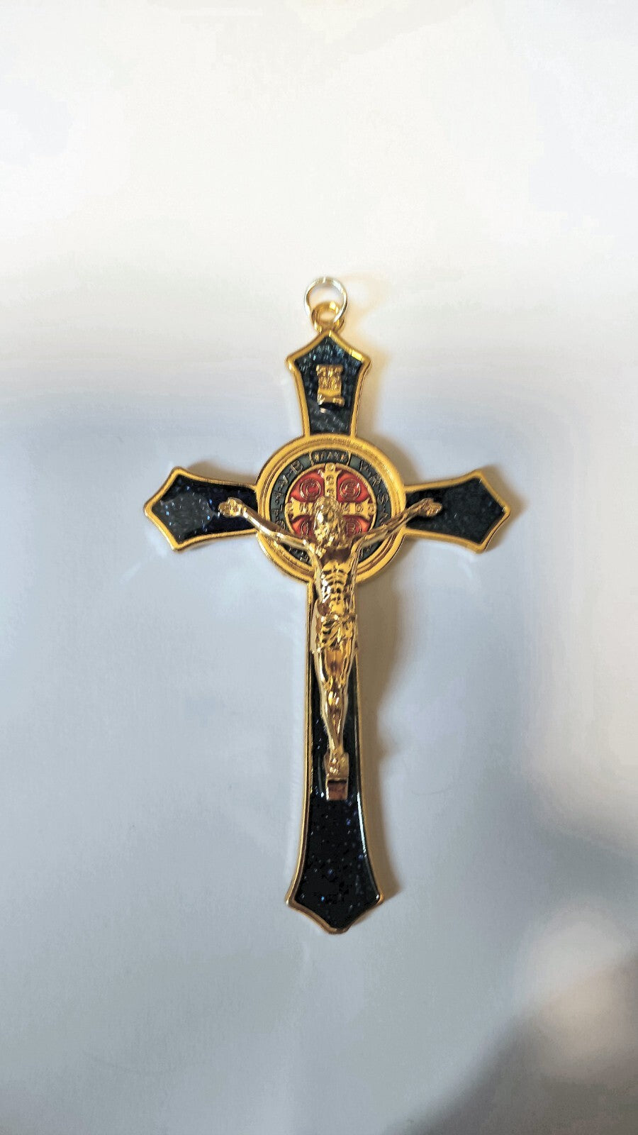 GRANDE CROIX CRUCIFIX JESUS ET SAINT BENOIT BLEUE