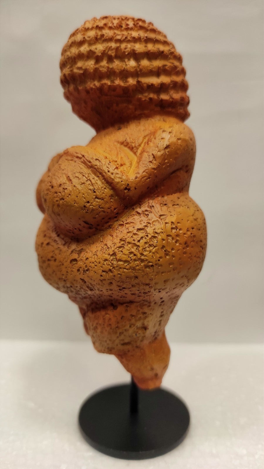 LA VENUS DE WILLENDORF 14 cm/paléolithique supérieur