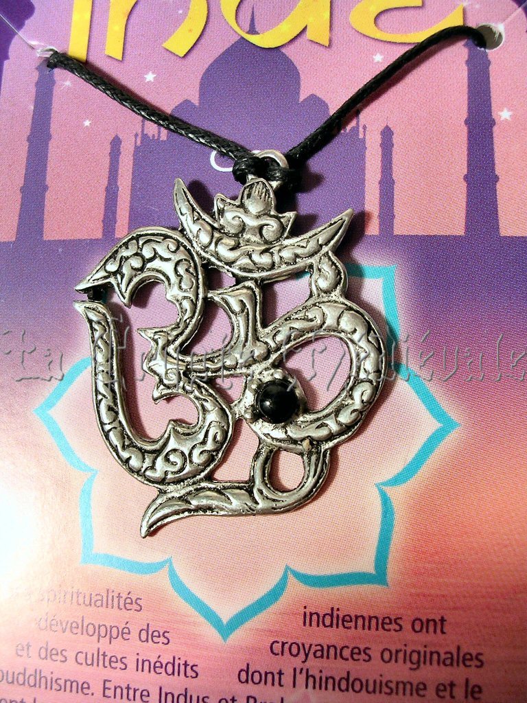 PENDENTIF OM/BOUDDHA/INDE