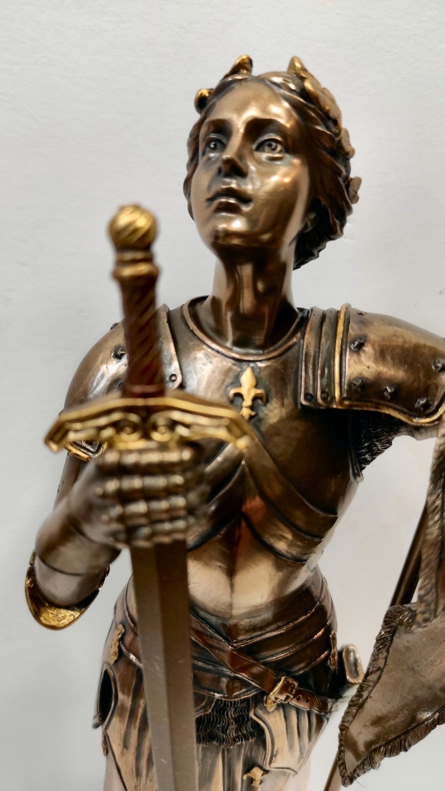 JEANNE D'ARC AU SACRE/ARMURE/MOYEN AGE