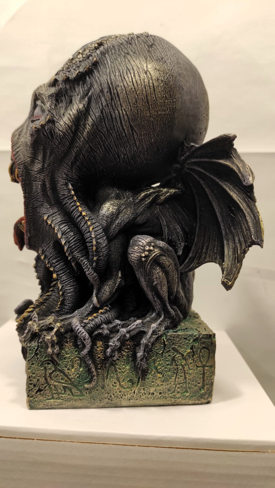 CTHULHU/L'APPEL DE CTHULHU MM/H.P. LOVECRAFT/