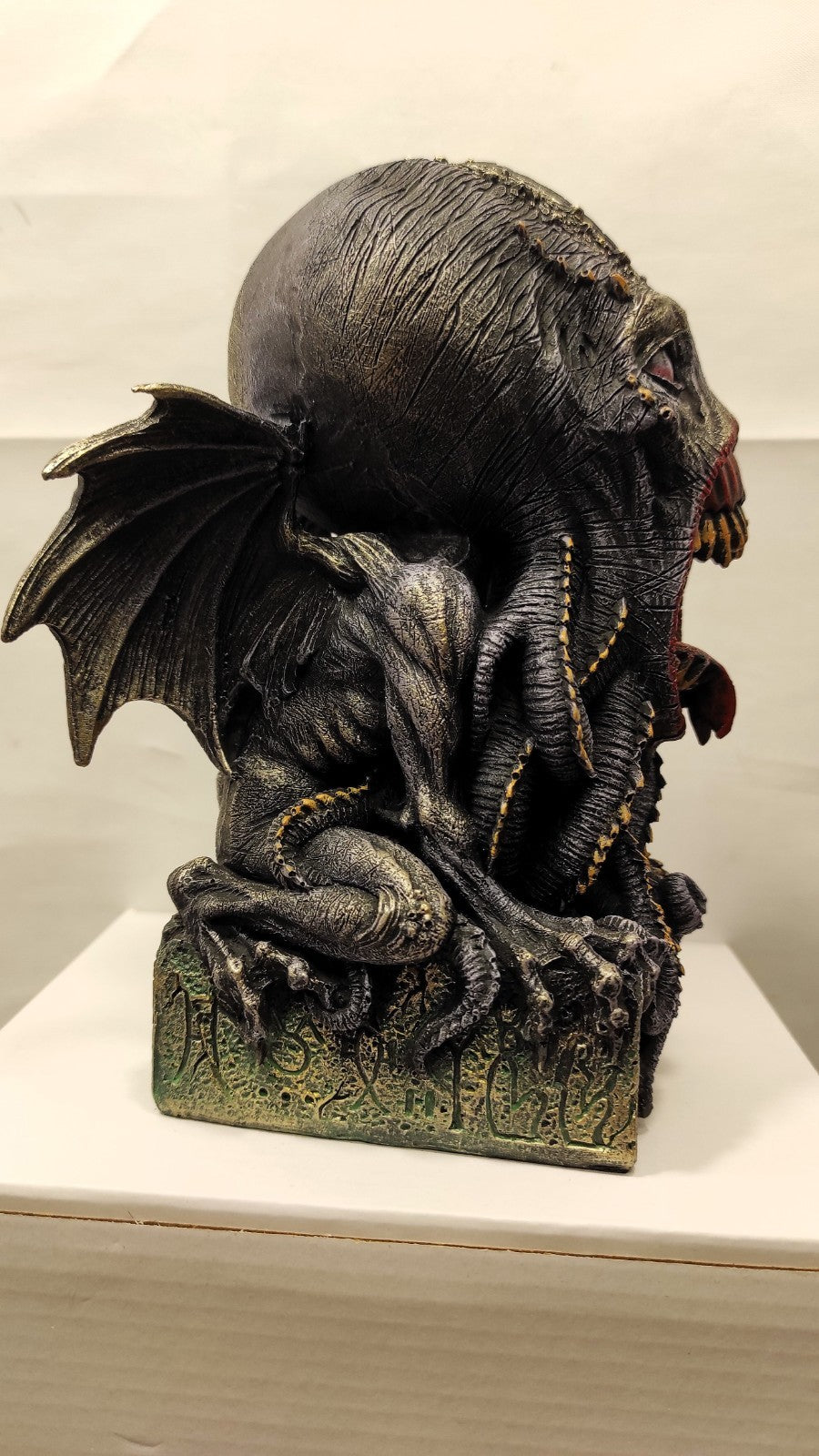 CTHULHU/L'APPEL DE CTHULHU MM/H.P. LOVECRAFT/