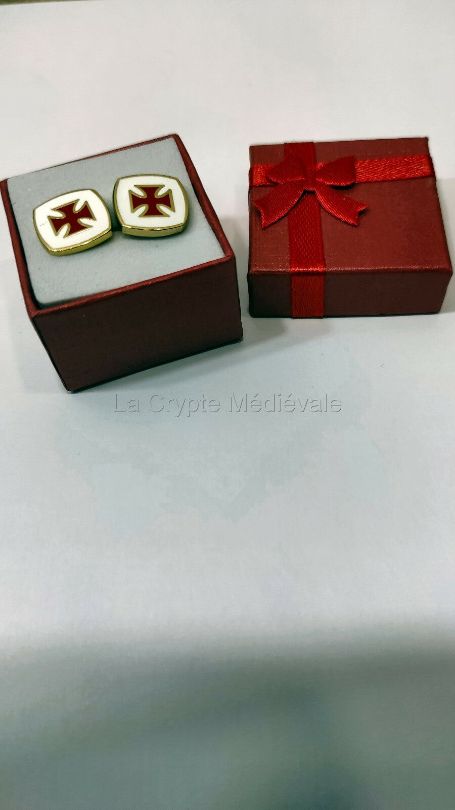 BOUTONS DE MANCHETTES TEMPLIER/CROIX PATTEE