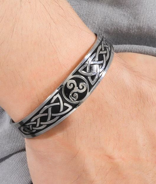 BRACELET ACIER CELTIQUE/VIKING