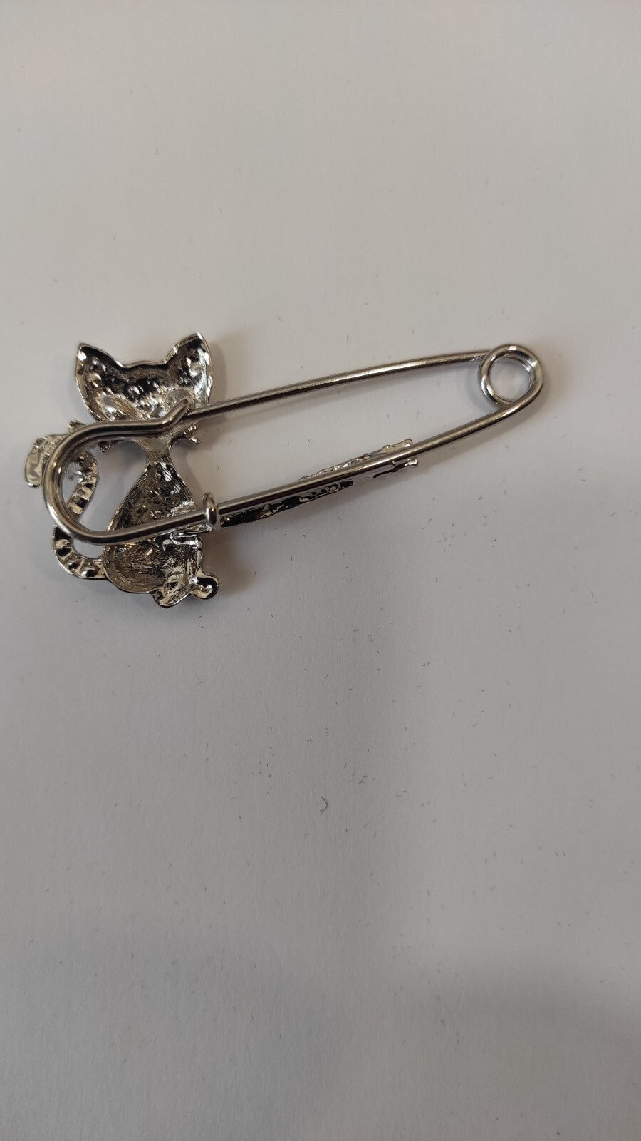 BROCHE CHAT PIERRES ZIRCONIA