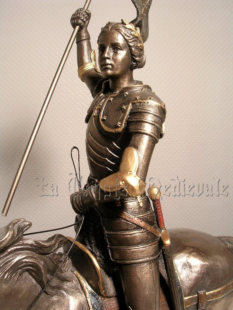JEANNE D'ARC A CHEVAL/ARMOIERIES/FLEUR DE LYS