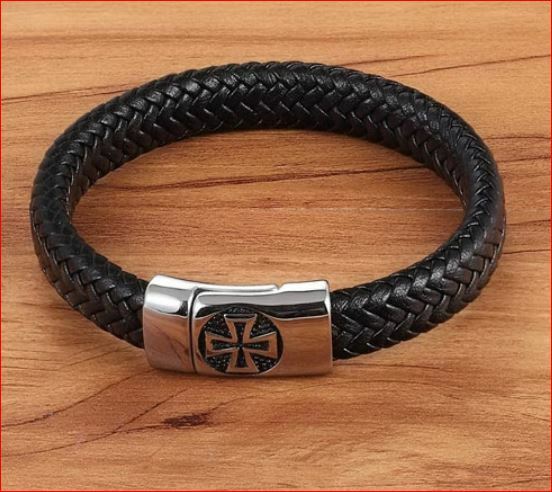 BRACELET TEMPLIER MAGNETIQUE CUIR ET ACIER 23cm