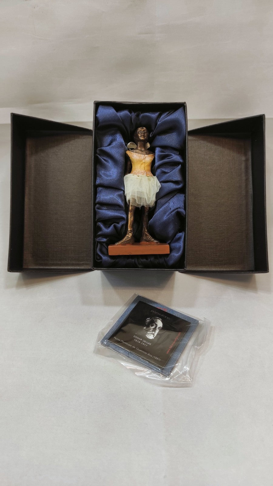 La petite danseuse de 14 ans reproduction  bronze d'après l'œuvre de Degas 14 cm