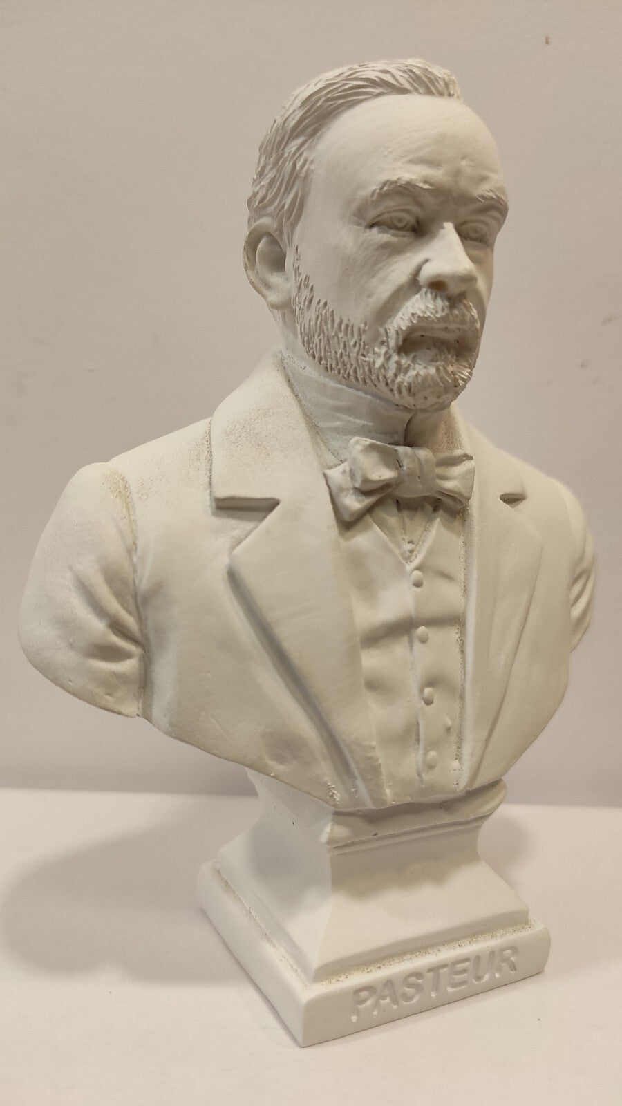 BUSTE DE LOUIS PASTEUR