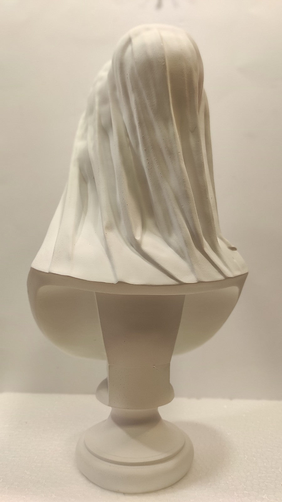 BUSTE DE LA VIERGE VOILEE DE Giovanni Strazza 33,5cm