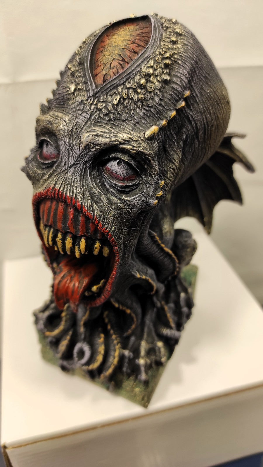 CTHULHU/L'APPEL DE CTHULHU MM/H.P. LOVECRAFT/