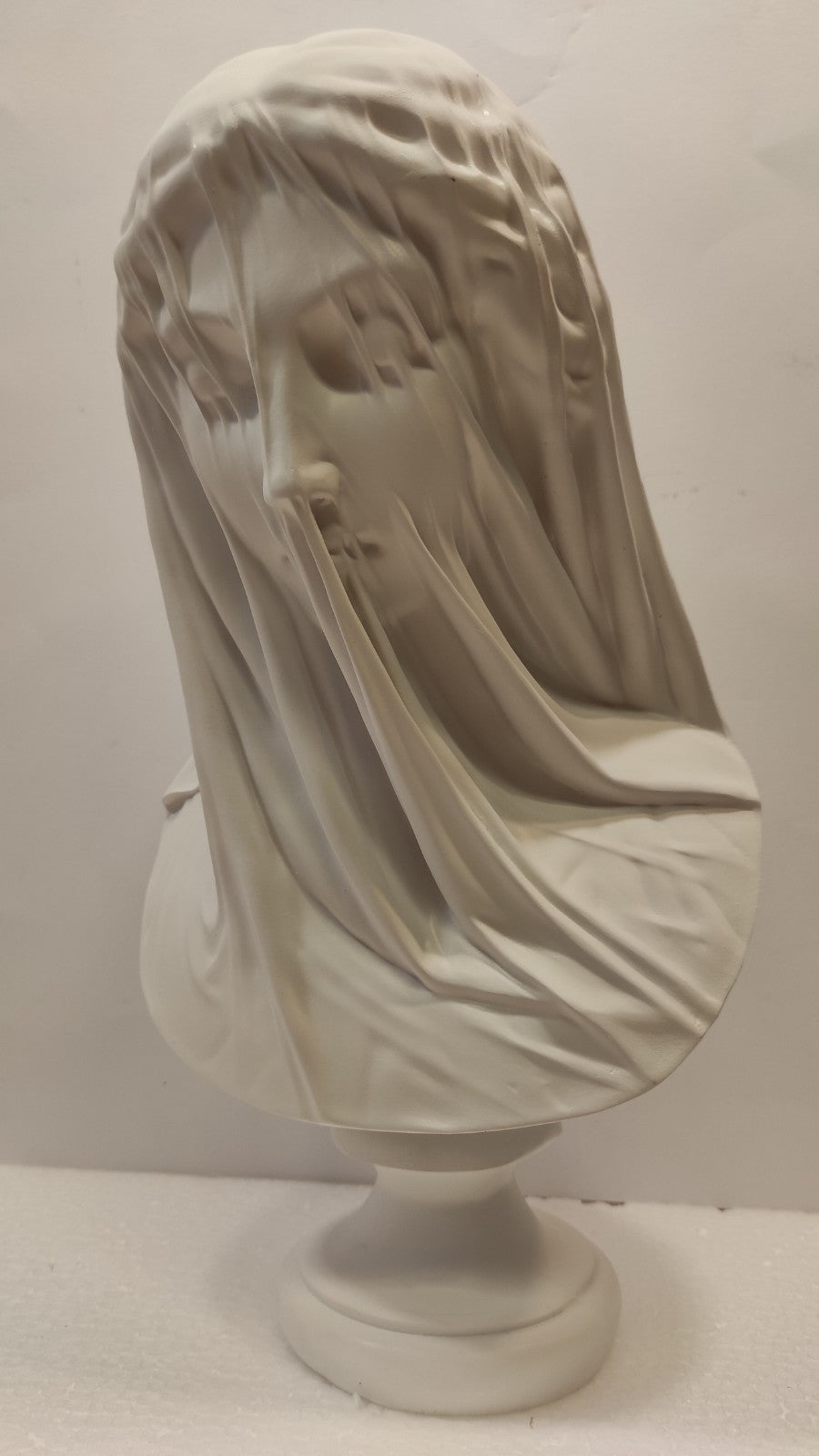 BUSTE DE LA VIERGE VOILEE DE Giovanni Strazza 33,5cm