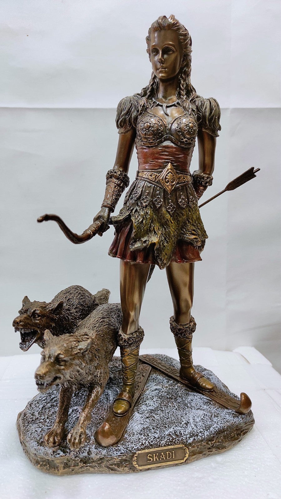 DEESSE SKADI/MYTHOLOGIE NORDIQUE/ARCHERE/ASGARD