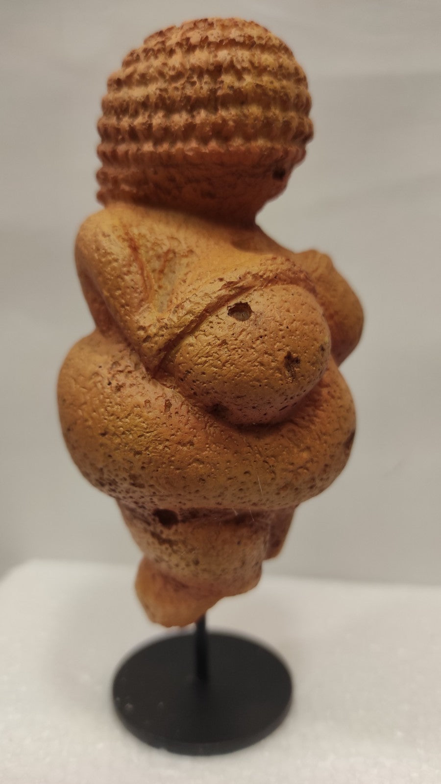 LA VENUS DE WILLENDORF 14 cm/paléolithique supérieur